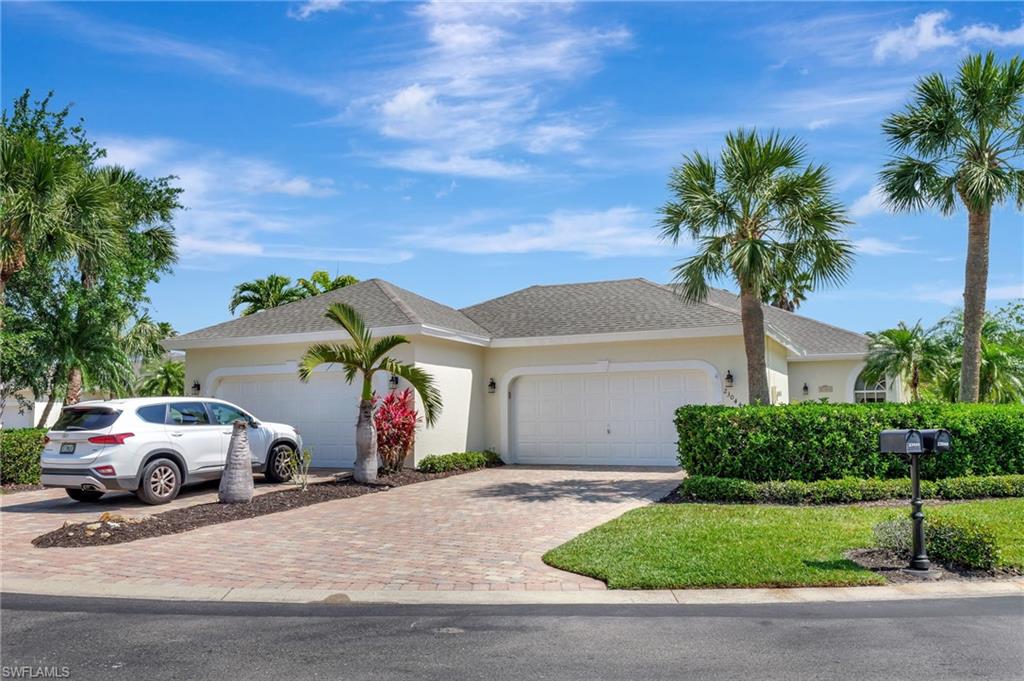 23044 Grassy Pine DR Property Photo 1