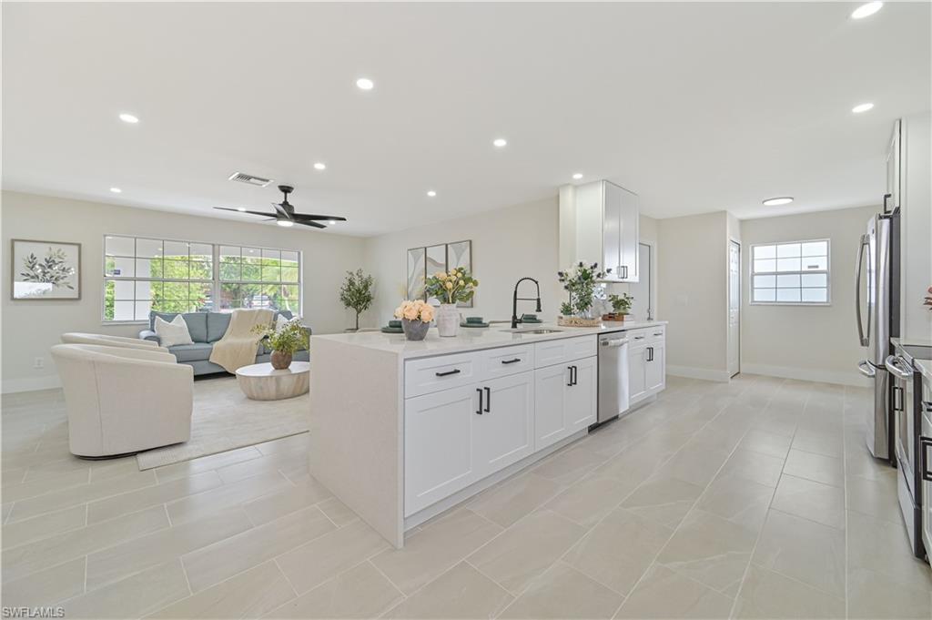 1400 Alwynne Dr Property Photo 11