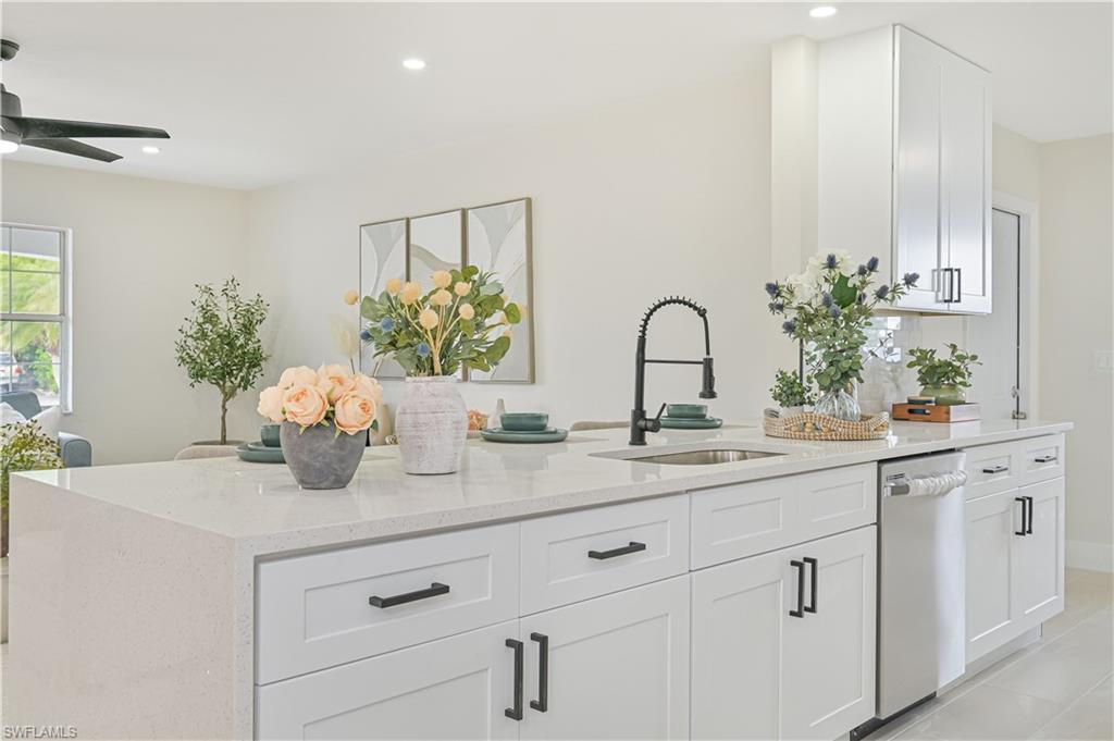 1400 Alwynne Dr Property Photo 12