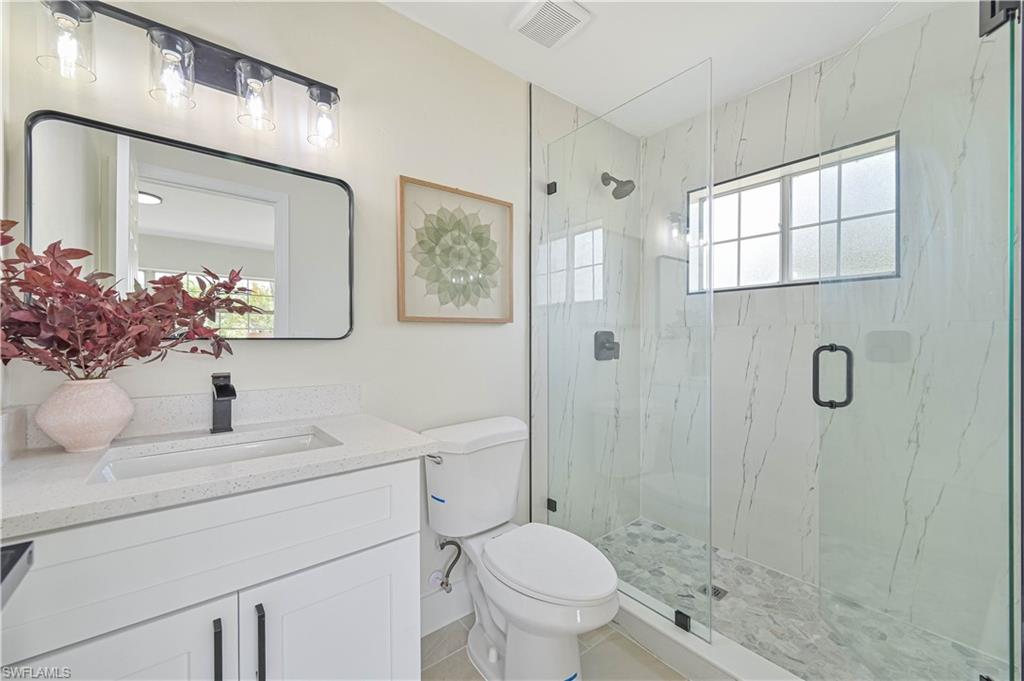 1400 Alwynne Dr Property Photo 19