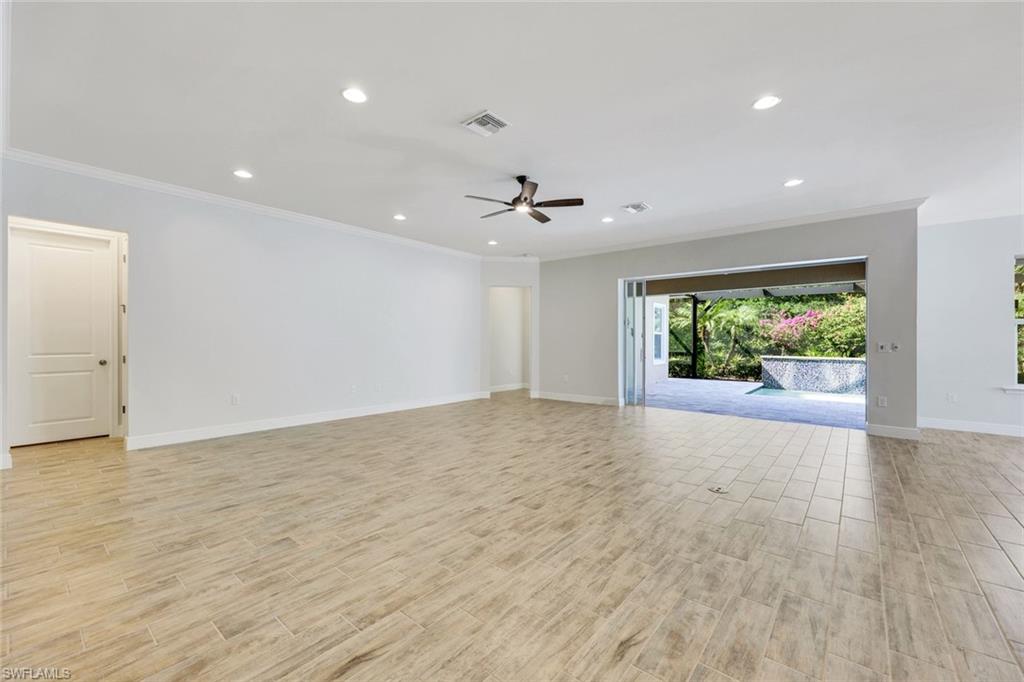 3781 Helmsman Dr Property Photo 5