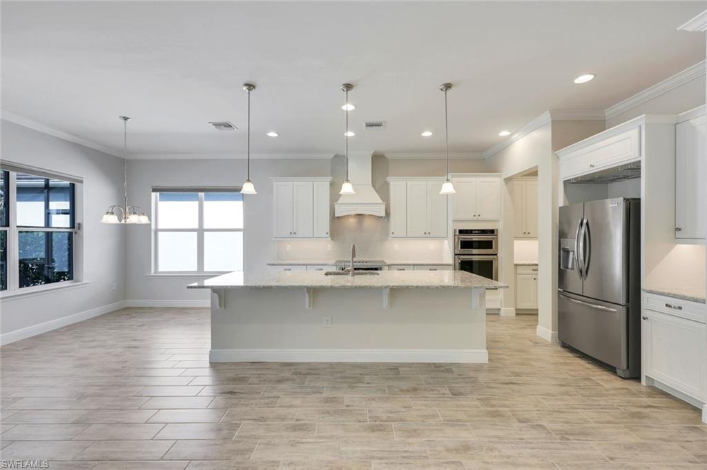 3781 Helmsman Dr Property Photo 8