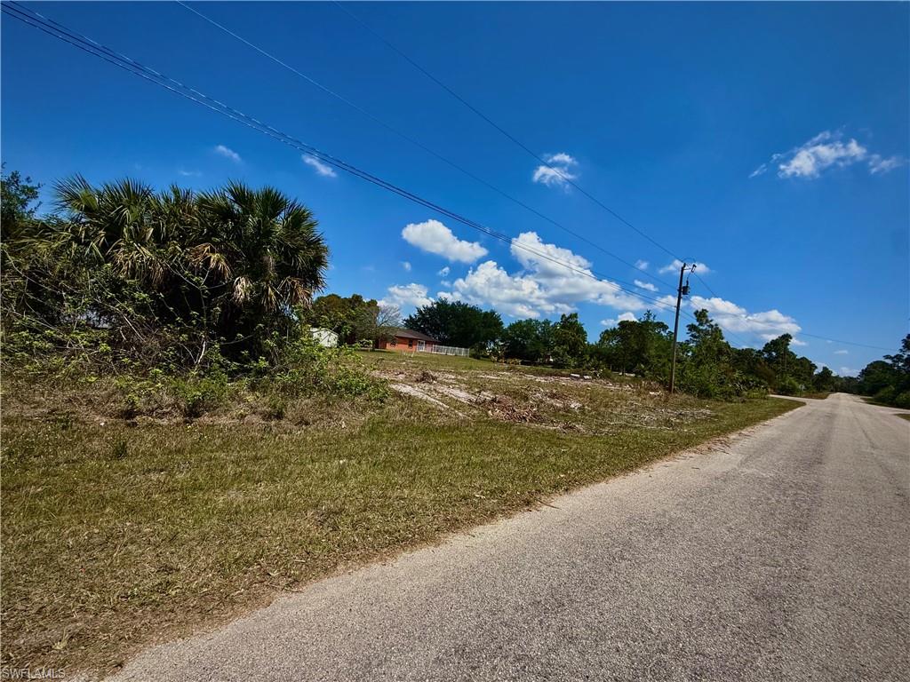 1233 Songbird St Property Photo 2