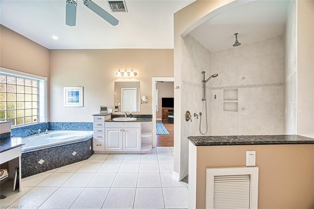 15291 Briarcrest Cir Property Photo 27