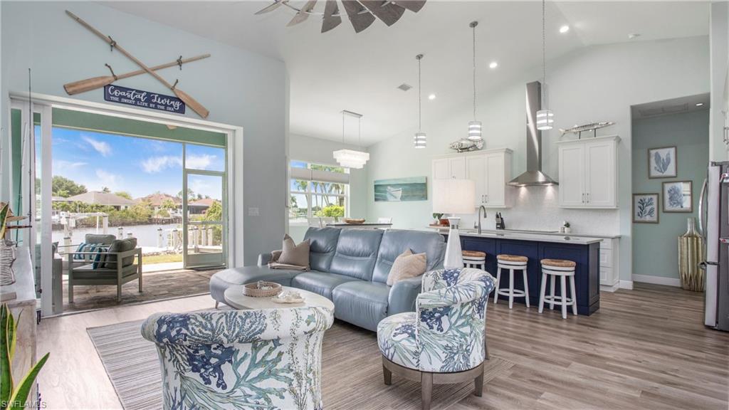 162 Windward Cay Property Photo 2