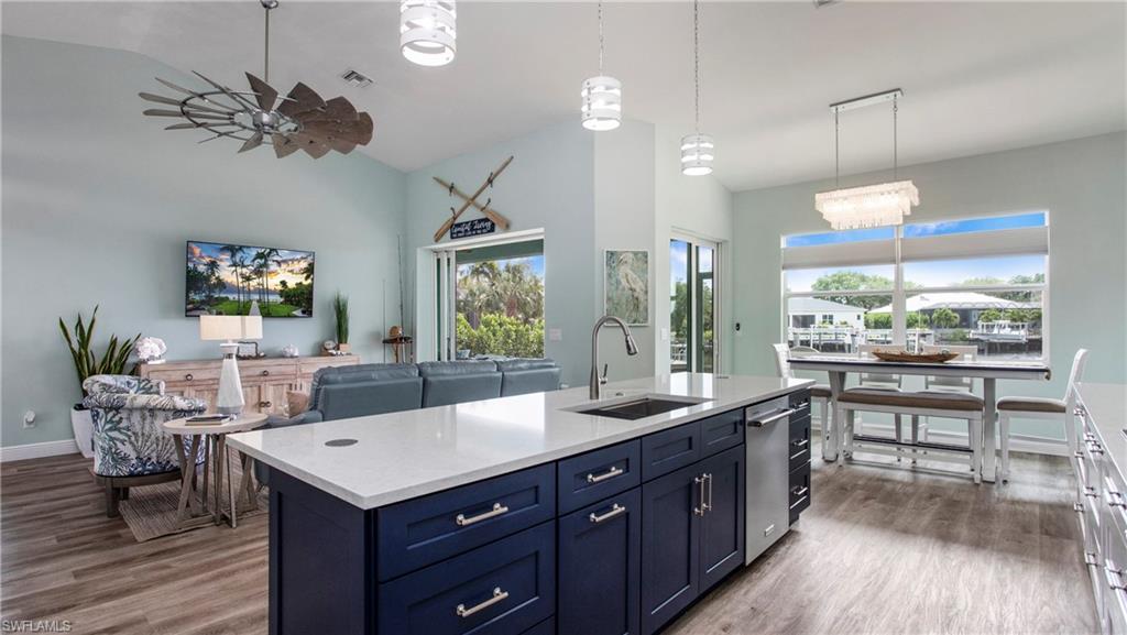 162 Windward Cay Property Photo 7