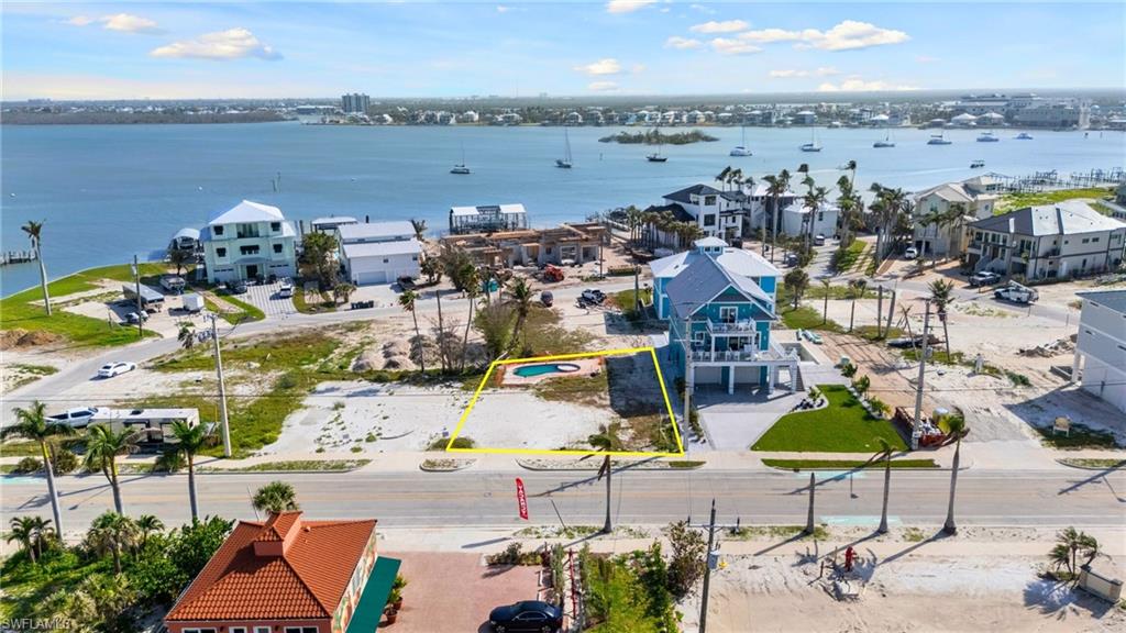 523 Estero Blvd Property Photo 8