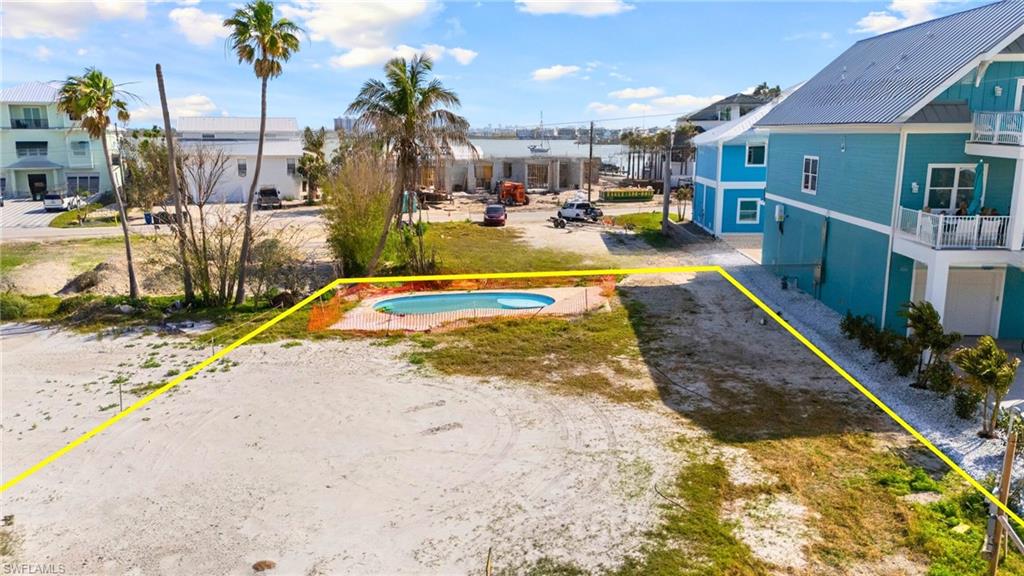 523 Estero Blvd Property Photo 13
