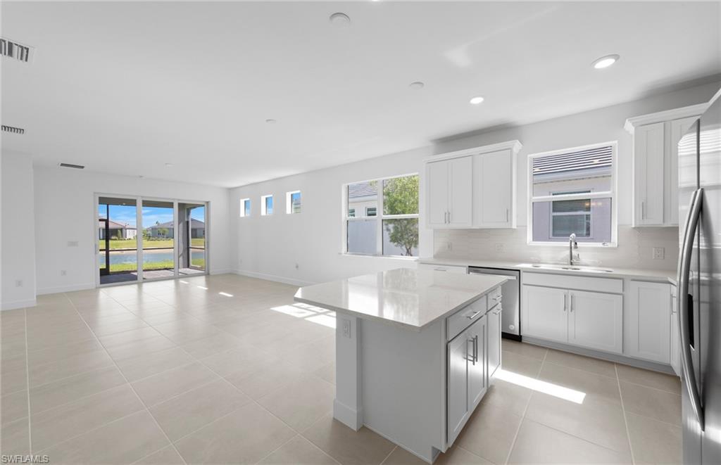 12421 Dolomite Way Property Photo 9