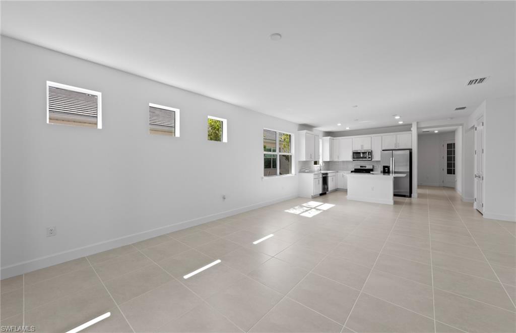 12421 Dolomite Way Property Photo 15