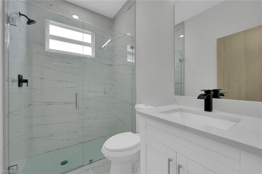 2807 40th St W Property Photo 16
