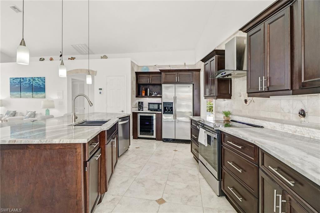 2203 Cape Coral Pkwy W Property Photo 16