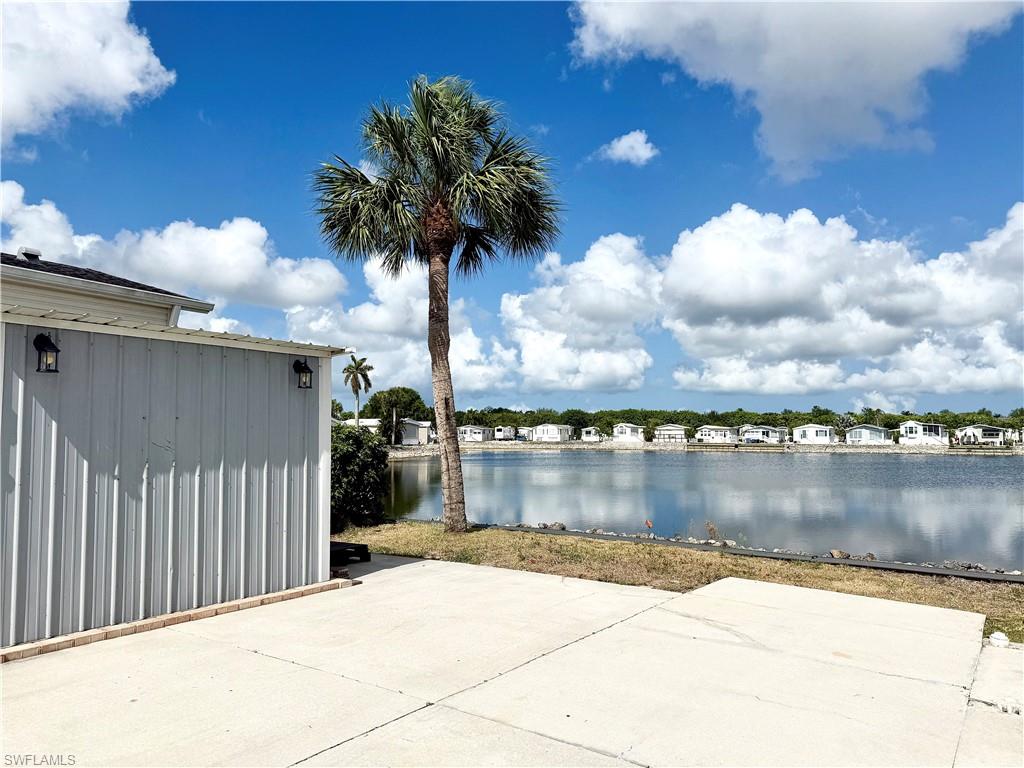 371 Imperial Wilderness Blvd Property Photo 1