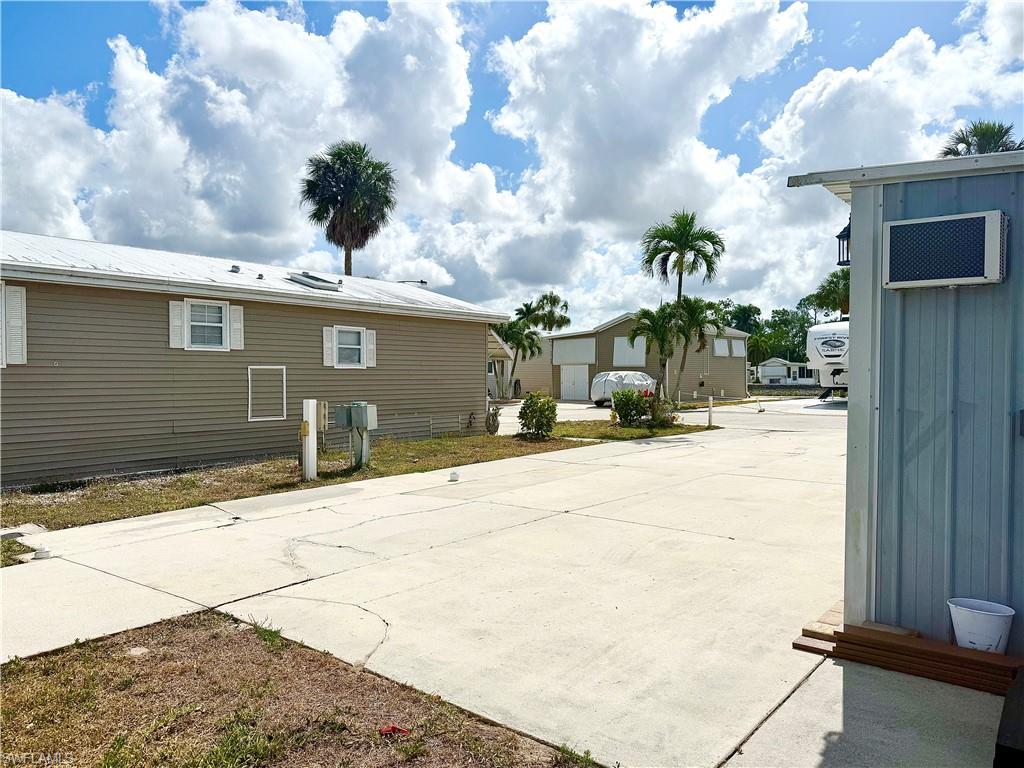 371 Imperial Wilderness Blvd Property Photo 16