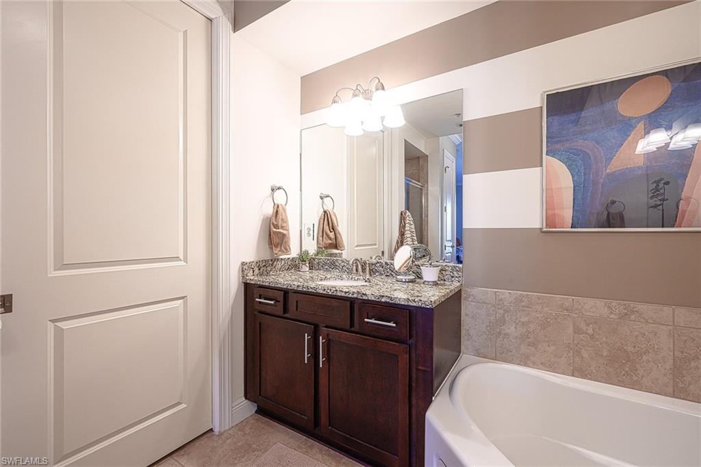 23191 Fashion Dr # 8108 Property Photo 14