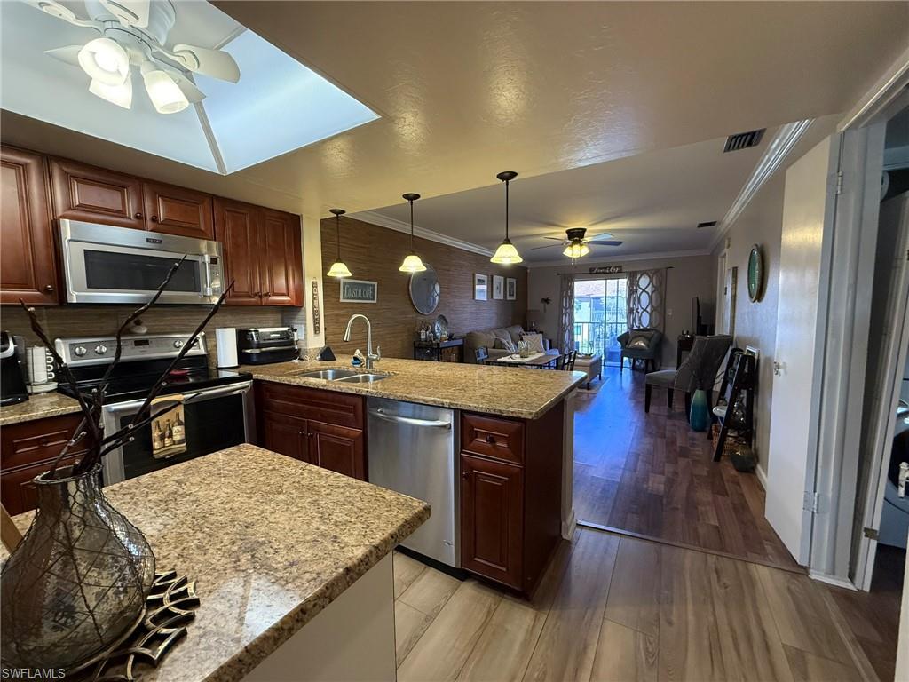 4790 S Cleveland Ave # 906 Property Photo 5