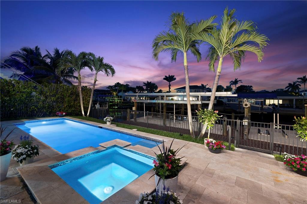 434 Trade Winds Ave Property Photo 7