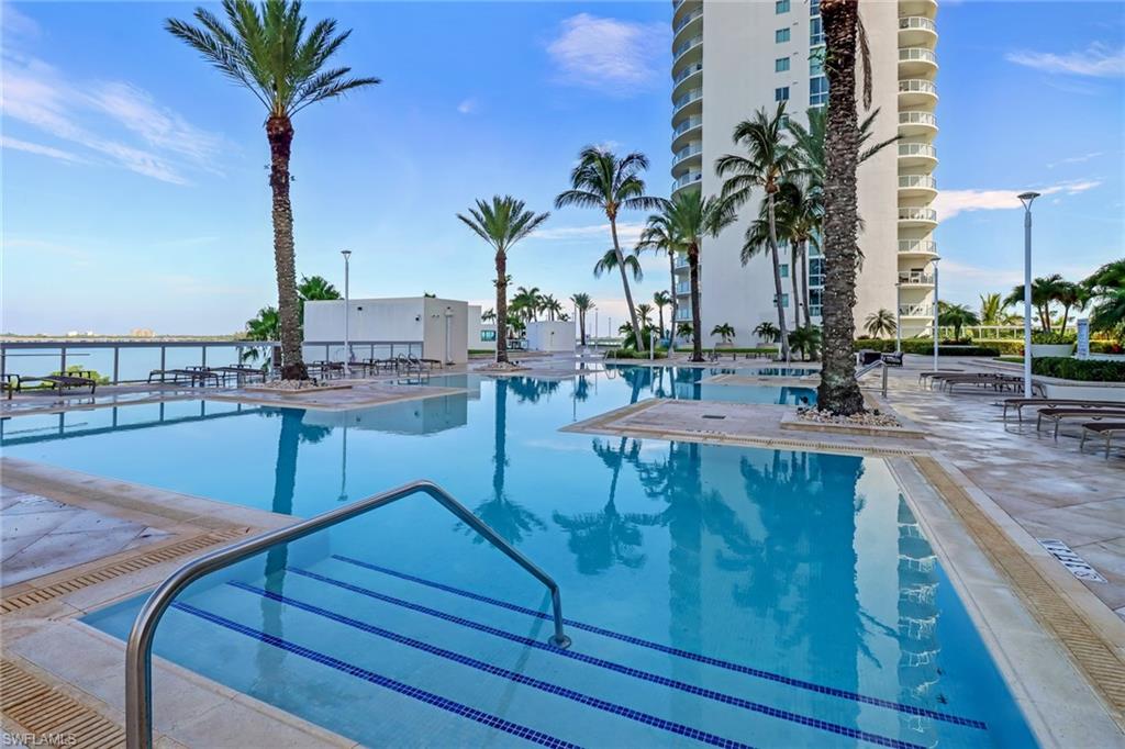 3000 Oasis Grand Blvd Property Photo 37