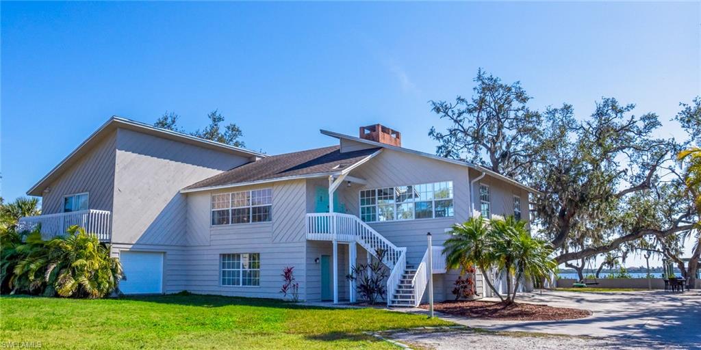 1902 68th Ter E Property Photo