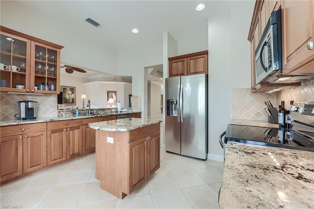 10301 Autumn Breeze Dr # 201 Property Photo 3