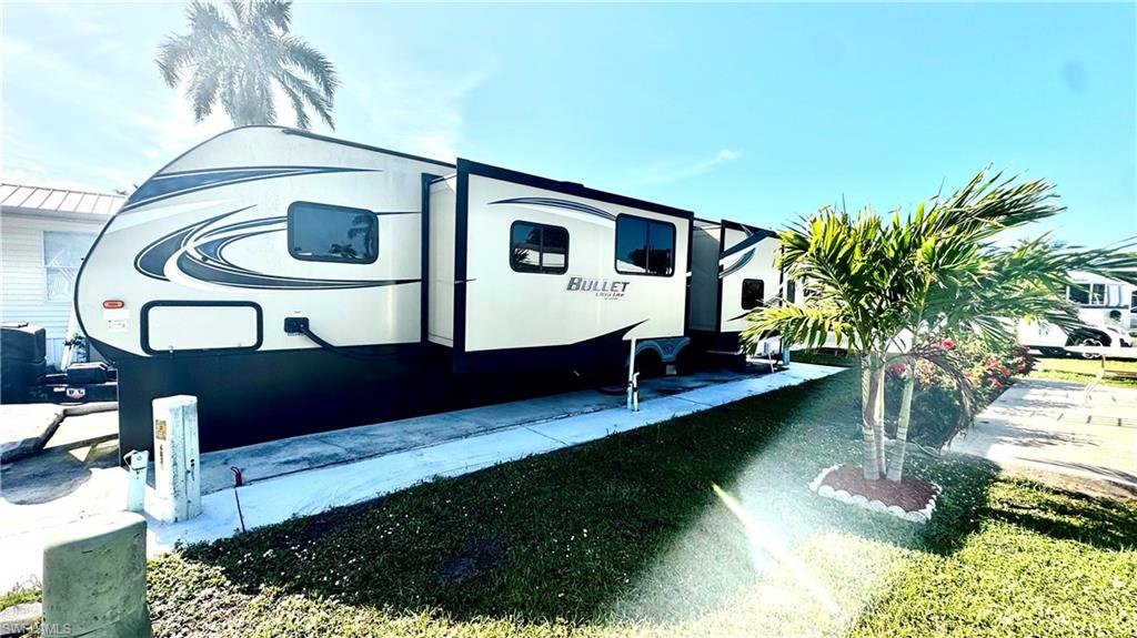 11102 Stardust Dr Property Photo 1