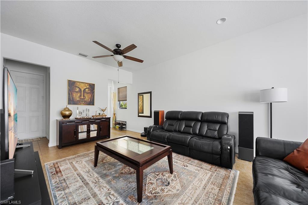 5096 Beckton Rd Property Photo 4
