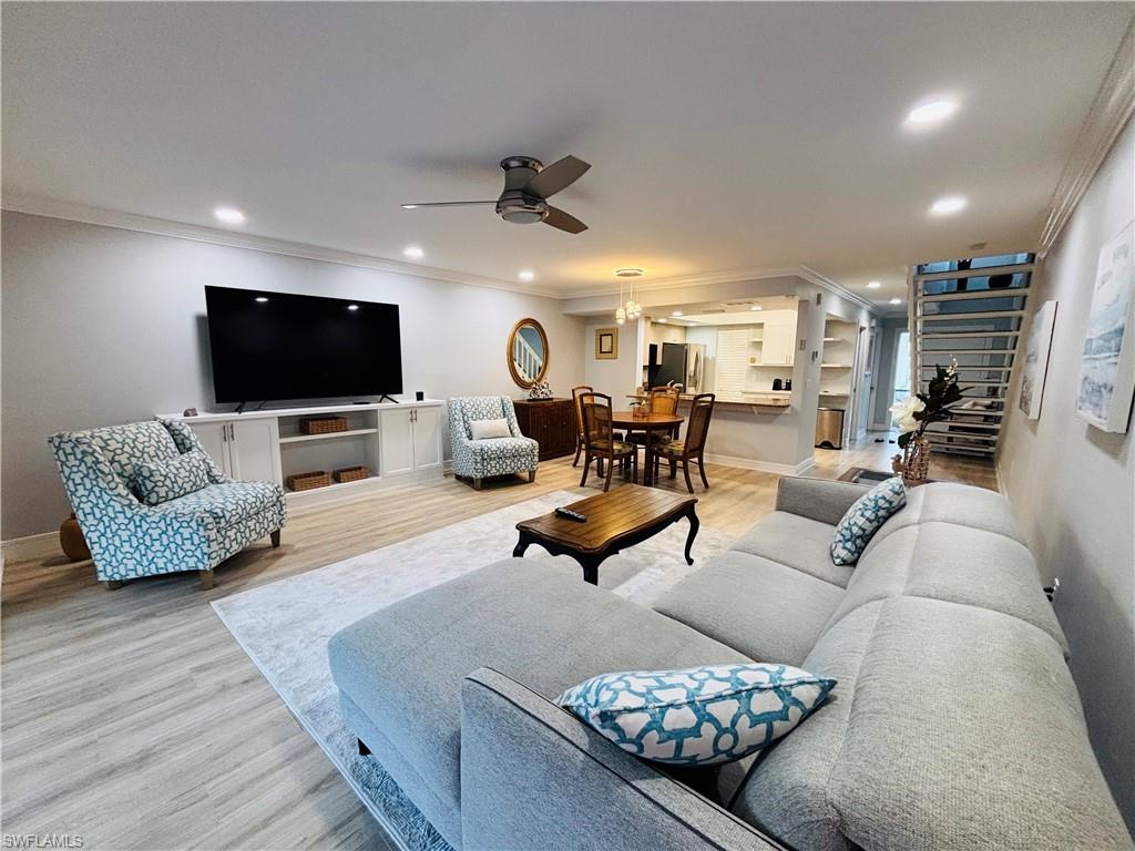 790 Meadowland Dr # 2 Property Photo 2