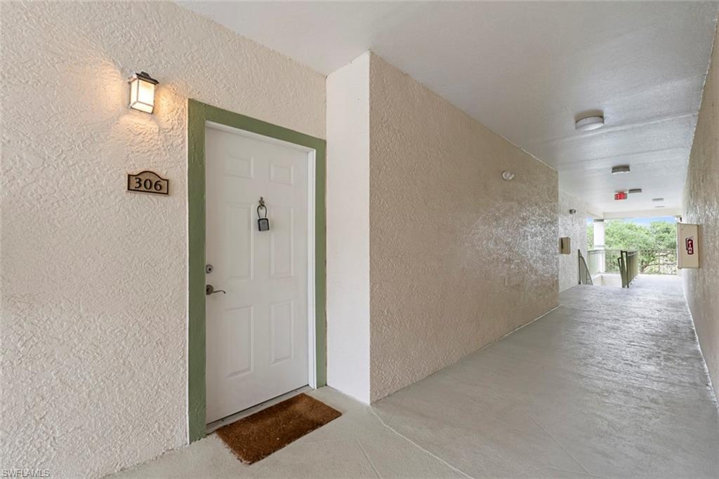 23560 Walden Center Dr # 306 Property Photo 4