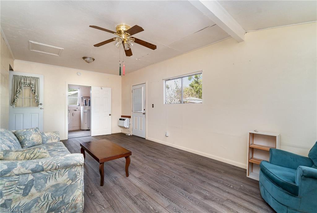 6921 Bayshore Rd Property Photo 2