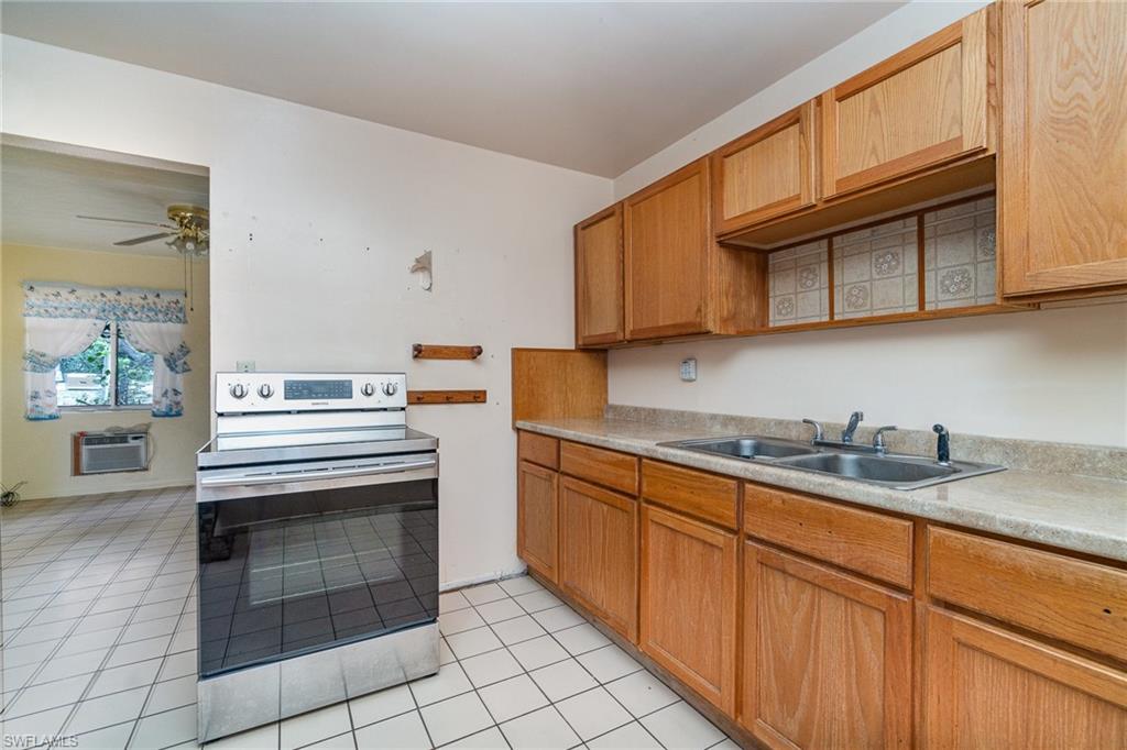 6921 Bayshore Rd Property Photo 9