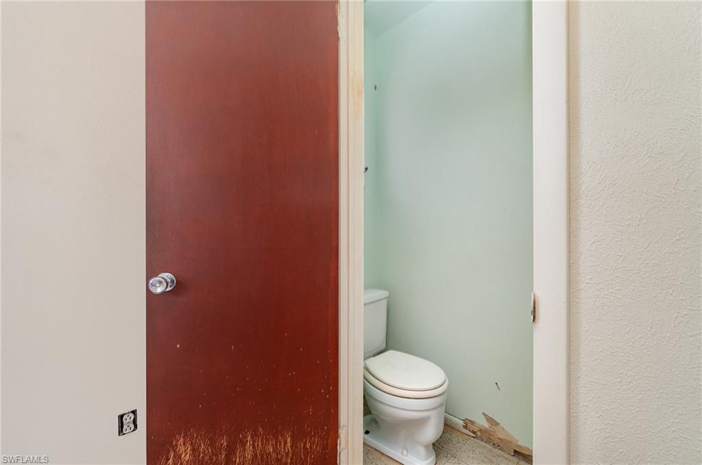 6921 Bayshore Rd Property Photo 13
