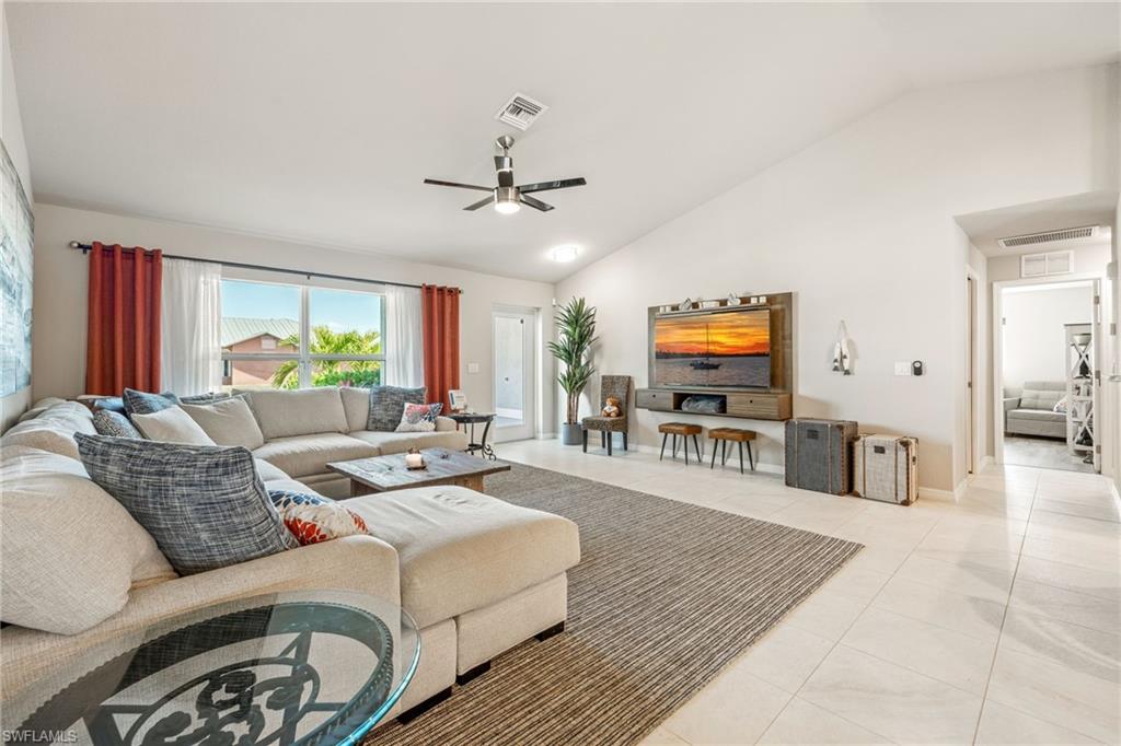 204 Sw 28th St Property Photo 9