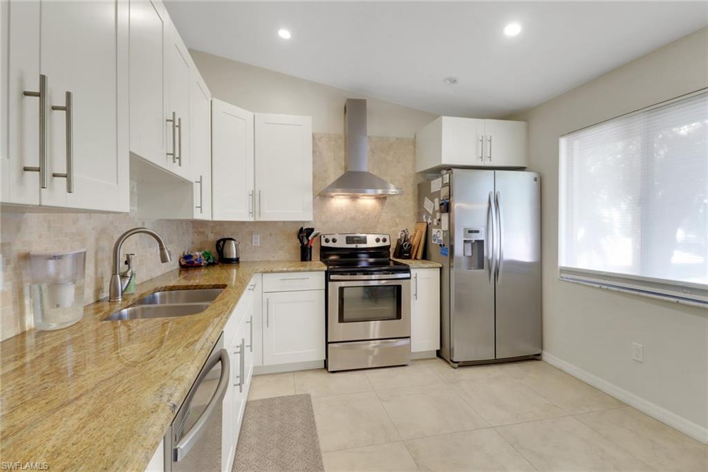 3207 Horse Carriage Way # 406 Property Photo