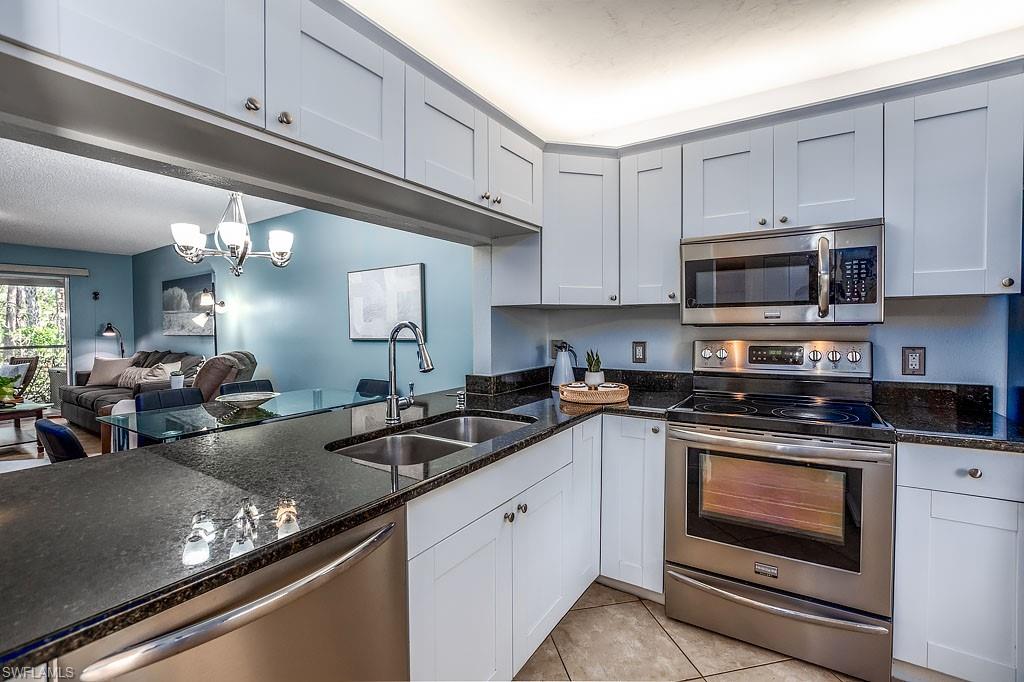 1702 Kings Lake Blvd # 103 Property Photo 4