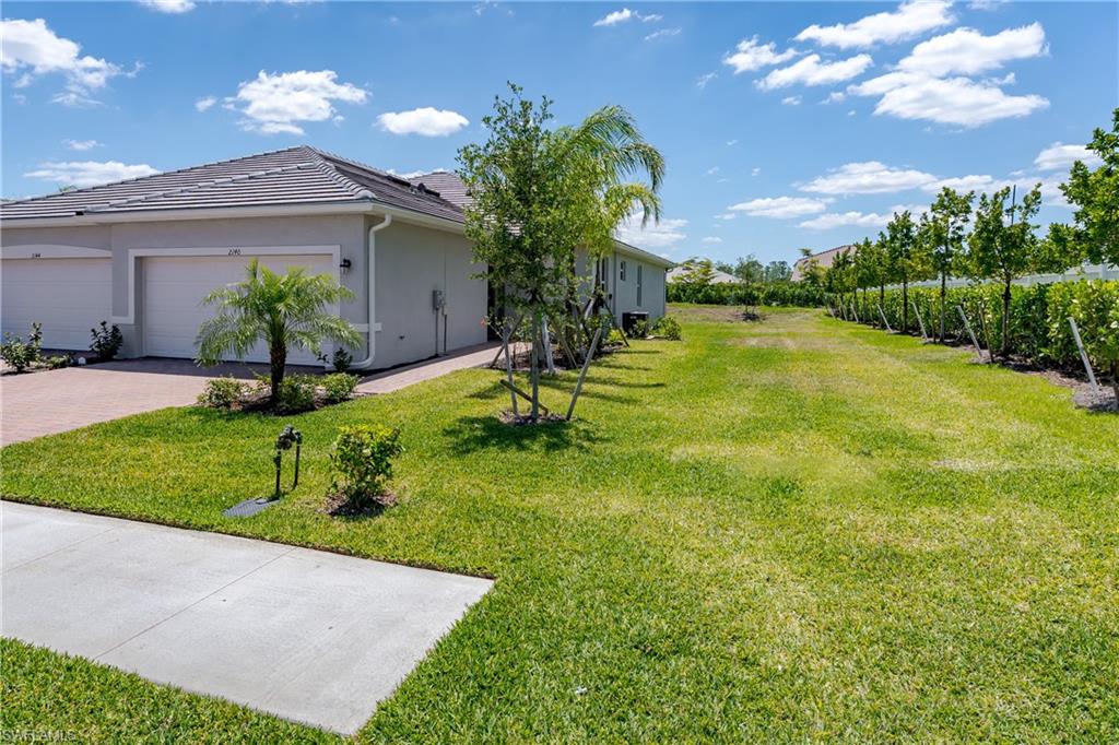 2140 Dragonfruit Way Property Photo 30