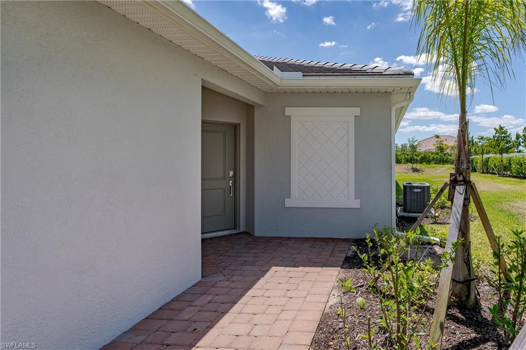 2140 Dragonfruit Way Property Photo 31