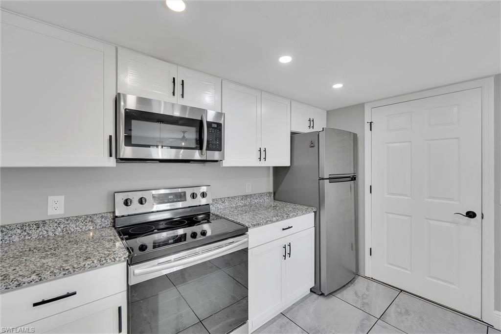 1755 Four Mile Cove Pkwy # 226 Property Photo 2