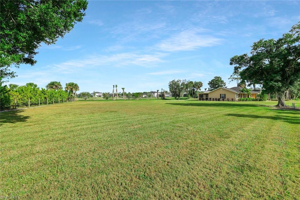 17060 Cypress Creek Dr Property Photo 25