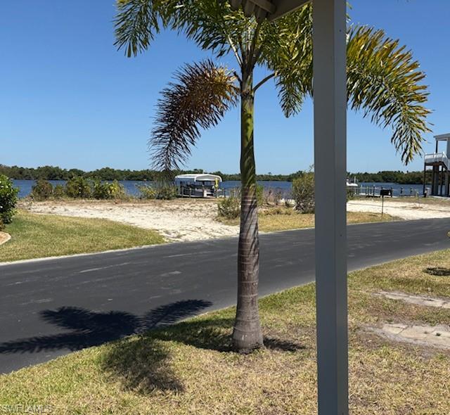 361 Shoreland Dr Property Photo 17