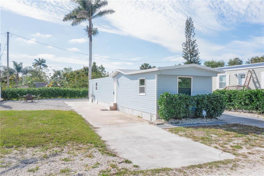950 Auto Ranch Rd Property Photo