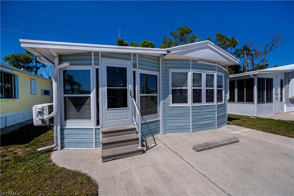 233 Caravan CIR Property Photo 1