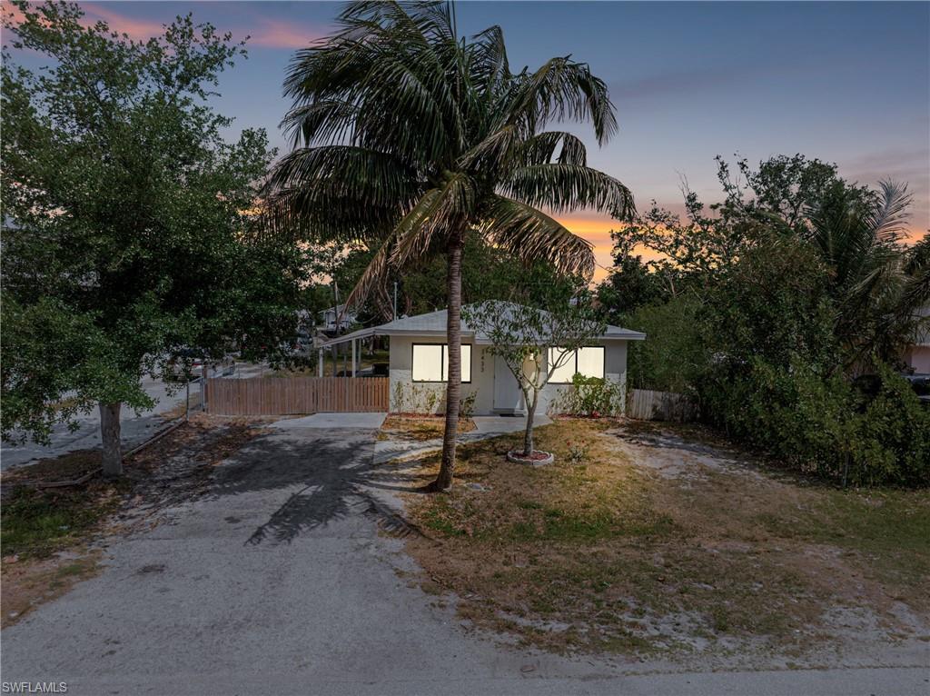 3433 Hibiscus AVE Property Photo 1