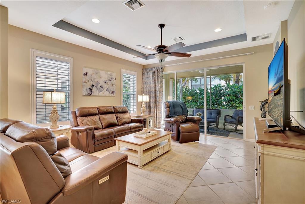 9908 Periwinkle Preserve Ln Property Photo 8