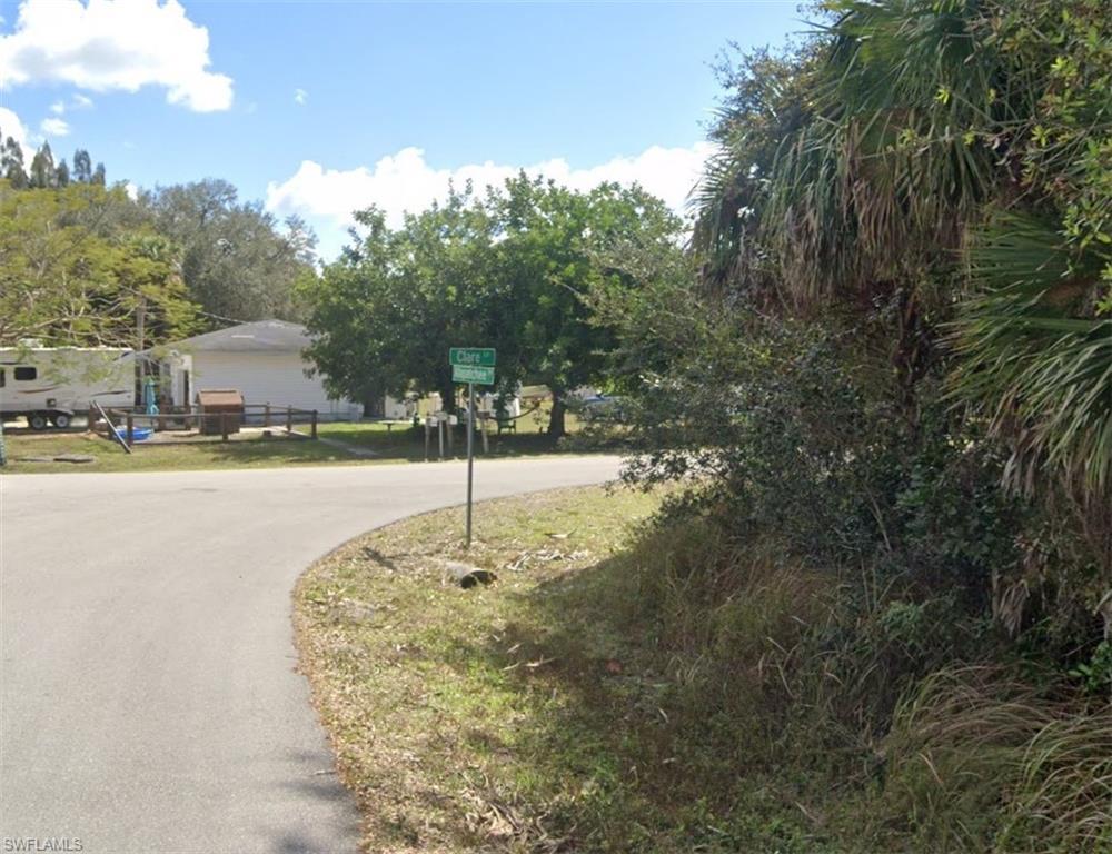 3519 Allapatchee Dr Property Photo 2