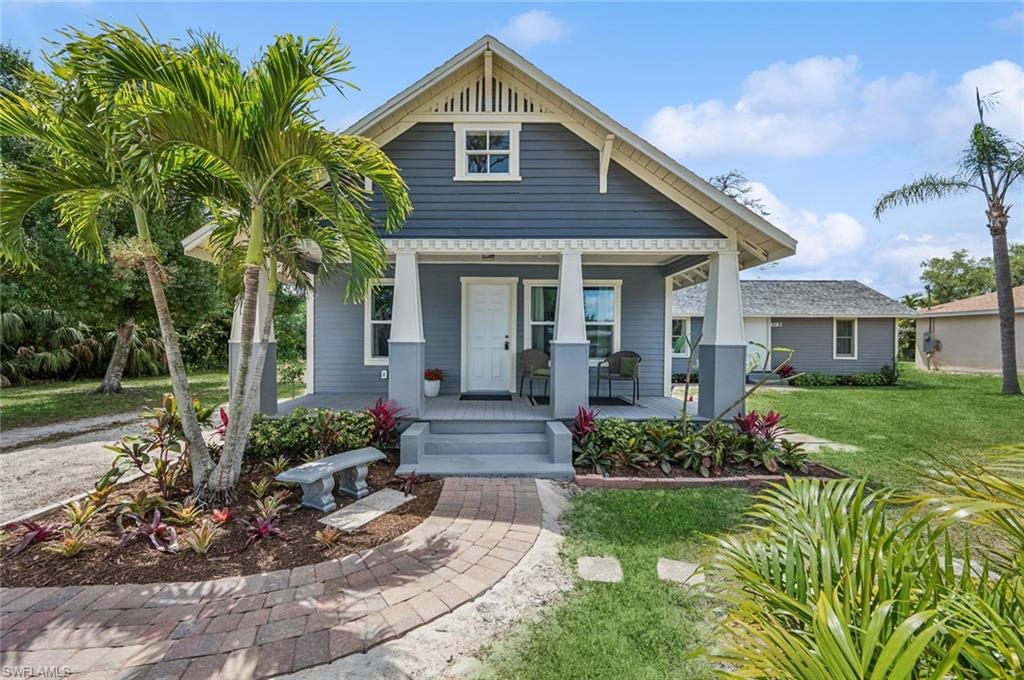 1926 Collier Ave Property Photo 1