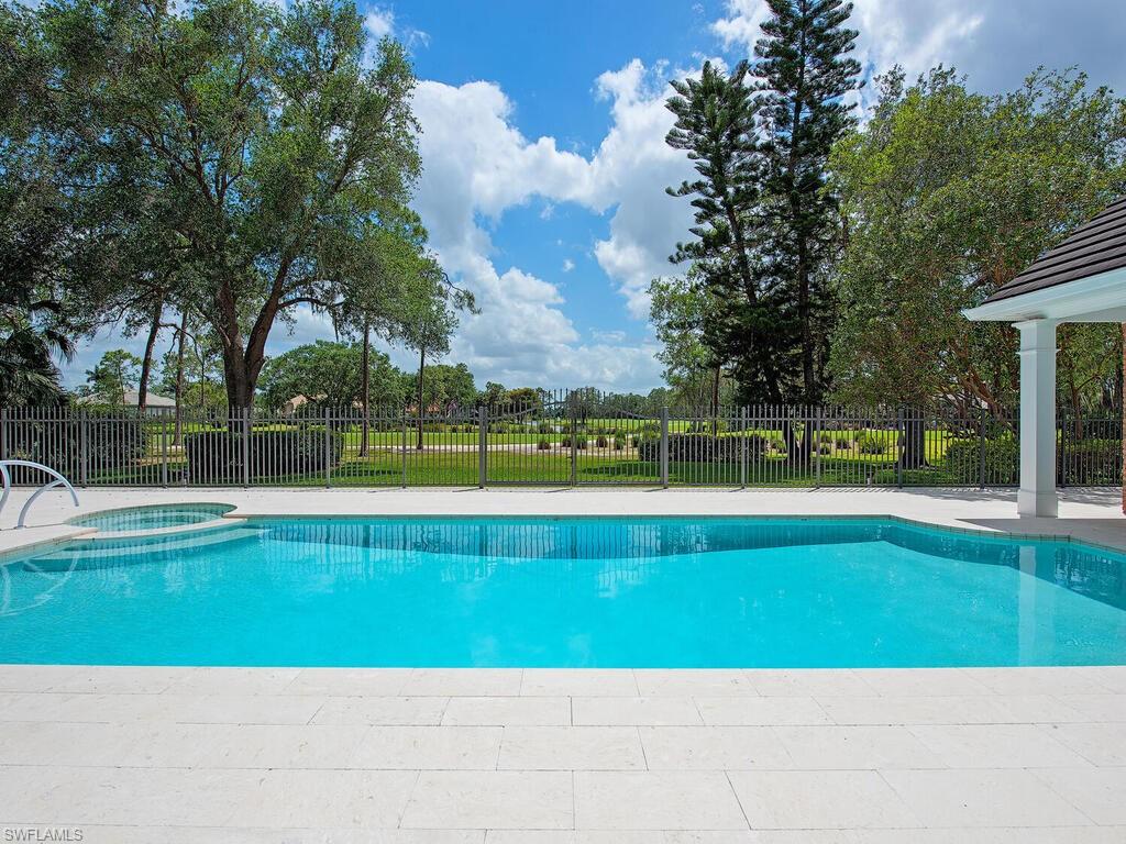 4756 Pond Apple Dr N Property Photo 21