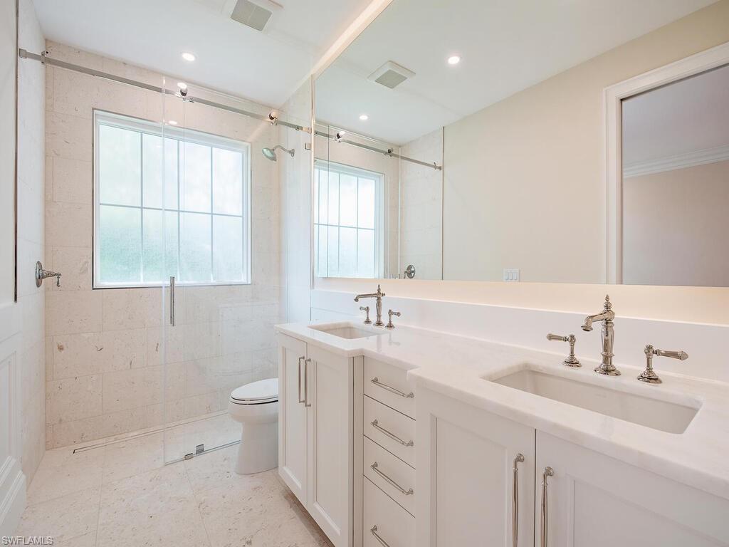 4756 Pond Apple Dr N Property Photo 26
