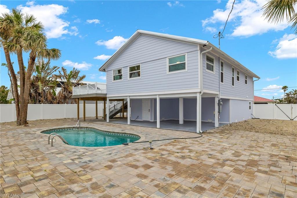 7868 Buccaneer Dr Property Photo 1