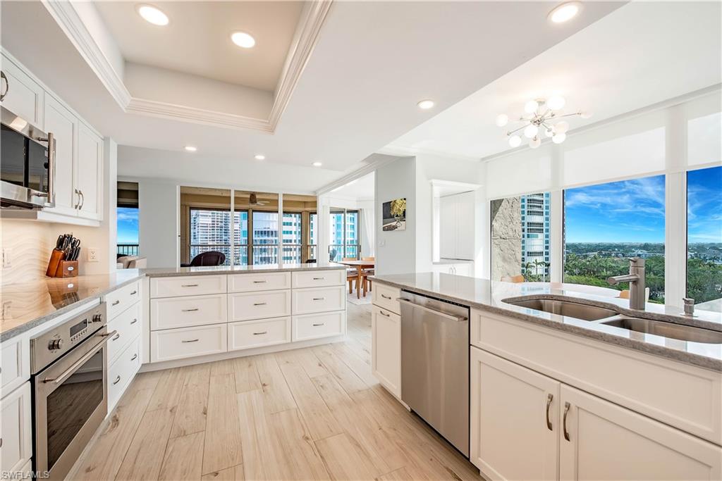 4051 Gulf Shore Blvd N # 1000 Property Photo 7