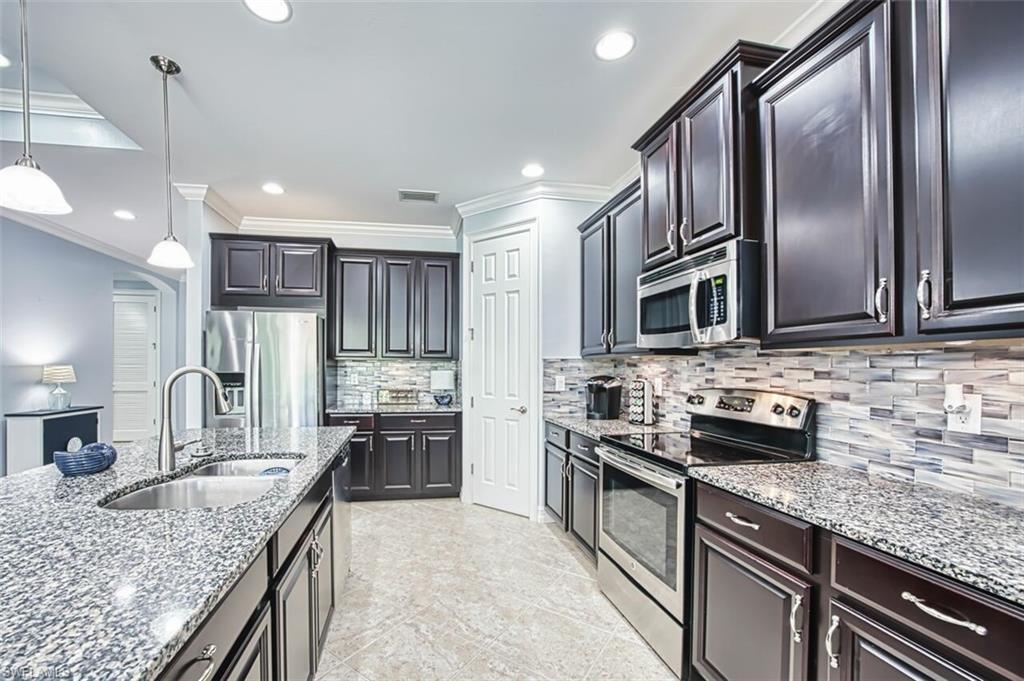 12740 Seaside Key Ct Property Photo 13